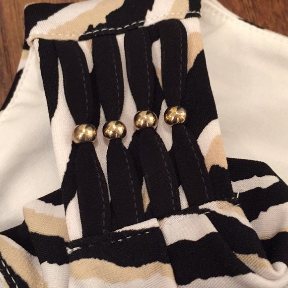 White House Black Market top tank size S - Picture 8 of 8